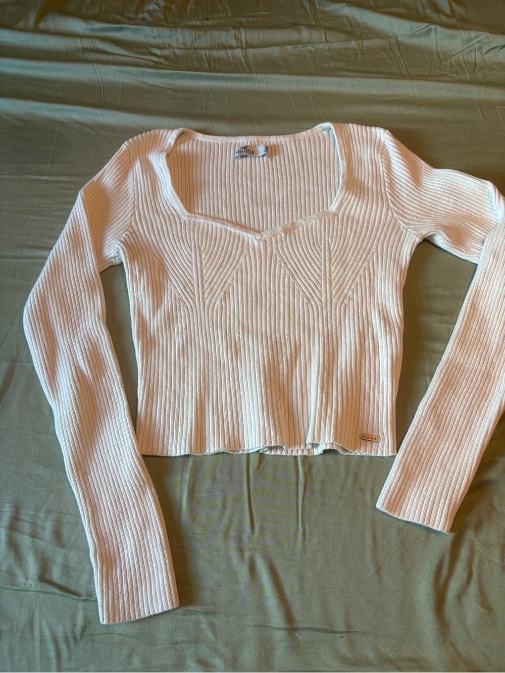 Hollister Cream Ribbed Scoop-Neck Long-Sleeve Crop Top